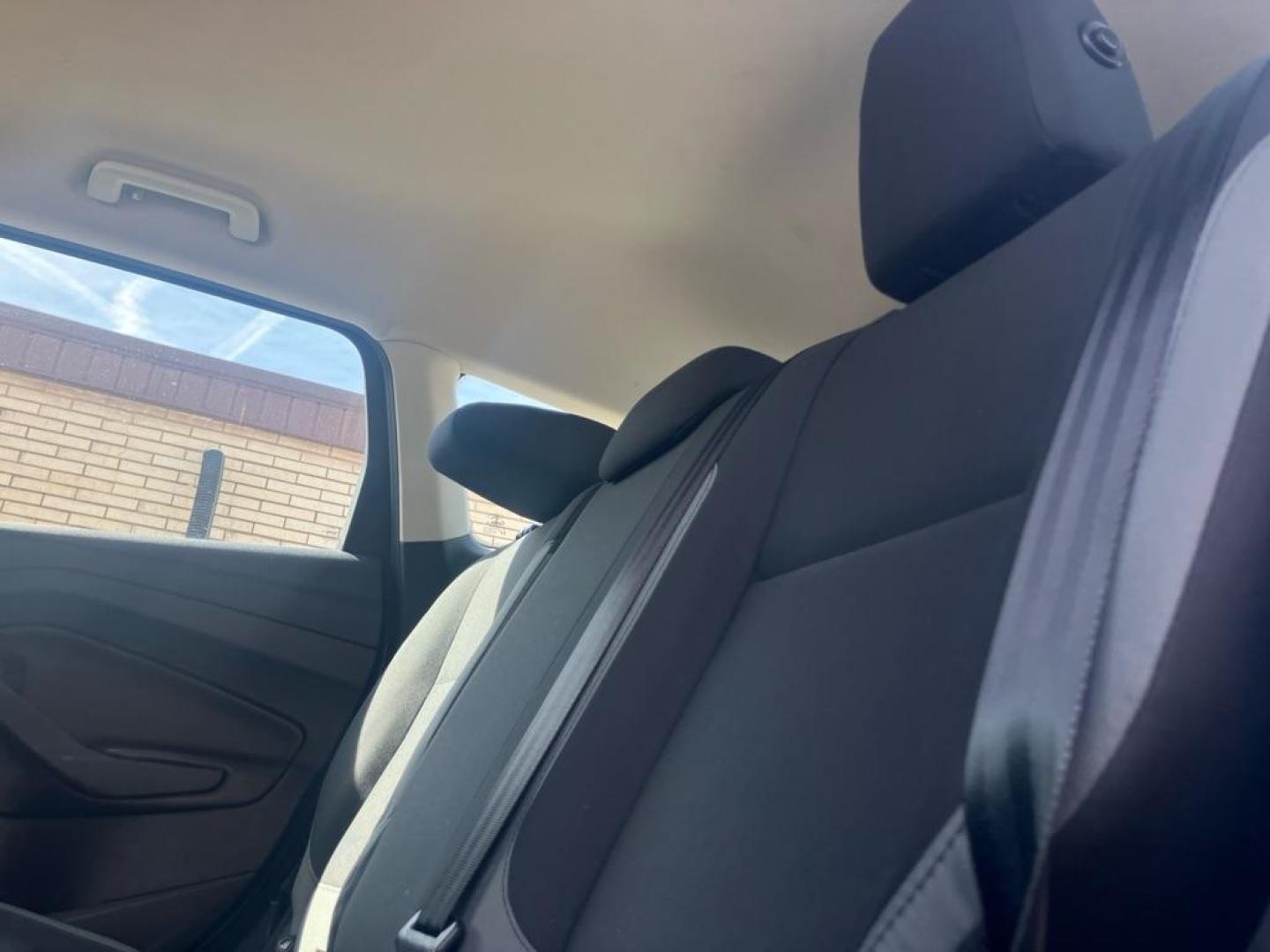 2013 GRAY FORD ESCAPE S (1FMCU0F73DU) with an 2.5L engine, Automatic transmission, located at 1708 Broadway, Rockford, IL, 61104, (815) 397-5010, 42.252522, -89.069359 - Photo#4