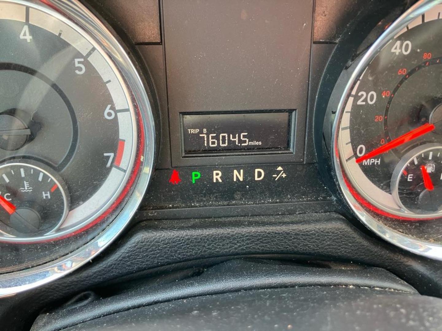 2014 BLACK DODGE GRAND CARAVAN SXT (2C4RDGCG4ER) with an 3.6L engine, Automatic transmission, located at 1708 Broadway, Rockford, IL, 61104, (815) 397-5010, 42.252522, -89.069359 - Photo#8