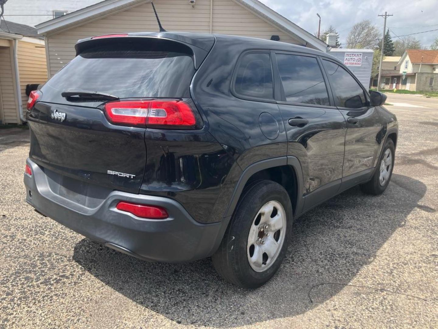 2014 BLACK JEEP CHEROKEE SPORT (1C4PJLAB8EW) with an 2.4L engine, Automatic transmission, located at 1708 Broadway, Rockford, IL, 61104, (815) 397-5010, 42.252522, -89.069359- Photo#2