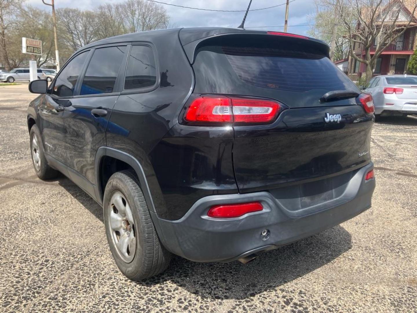 2014 BLACK JEEP CHEROKEE SPORT (1C4PJLAB8EW) with an 2.4L engine, Automatic transmission, located at 1708 Broadway, Rockford, IL, 61104, (815) 397-5010, 42.252522, -89.069359- Photo#3