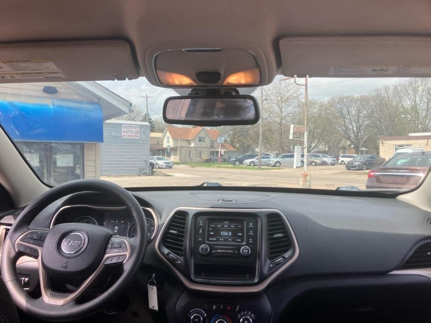 2014 BLACK JEEP CHEROKEE SPORT (1C4PJLAB8EW) with an 2.4L engine, Automatic transmission, located at 1708 Broadway, Rockford, IL, 61104, (815) 397-5010, 42.252522, -89.069359- Photo#5