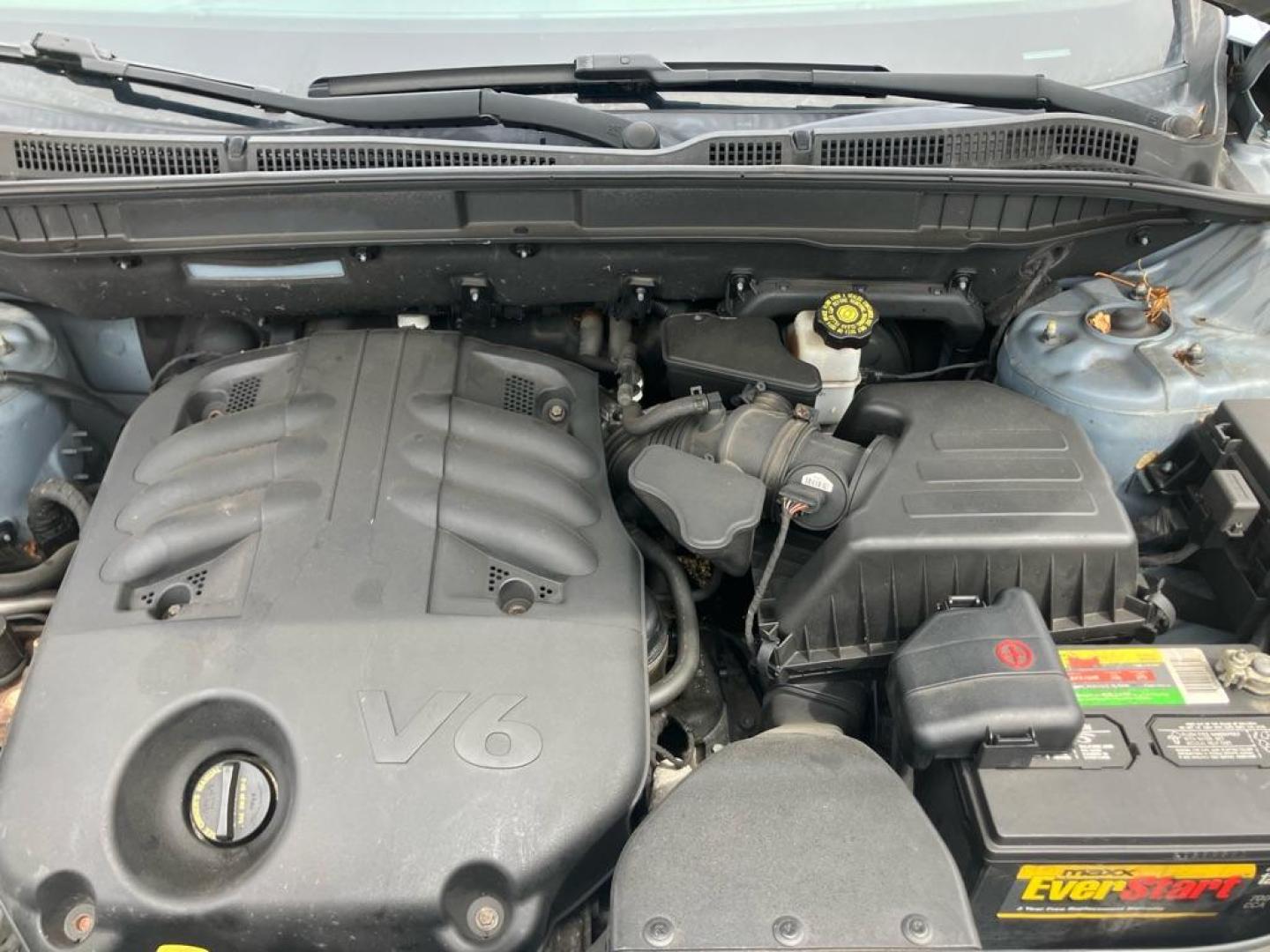 2008 BLUE HYUNDAI VERACRUZ GLS (KM8NU73C98U) with an 3.8L engine, Automatic transmission, located at 1708 Broadway, Rockford, IL, 61104, (815) 397-5010, 42.252522, -89.069359 - Photo#9