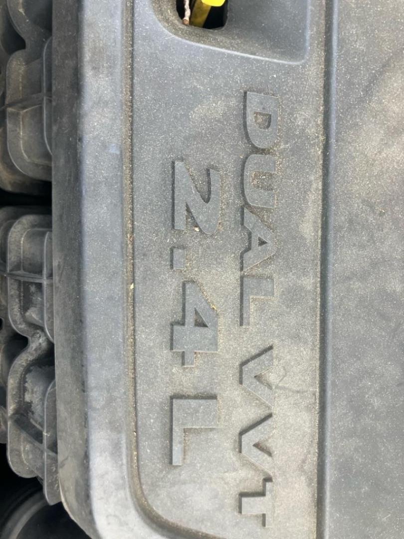 2010 SILVER JEEP COMPASS SPORT (1J4NF4FB3AD) with an 2.4L engine, Continuously Variable transmission, located at 1708 Broadway, Rockford, IL, 61104, (815) 397-5010, 42.252522, -89.069359 - Photo#9