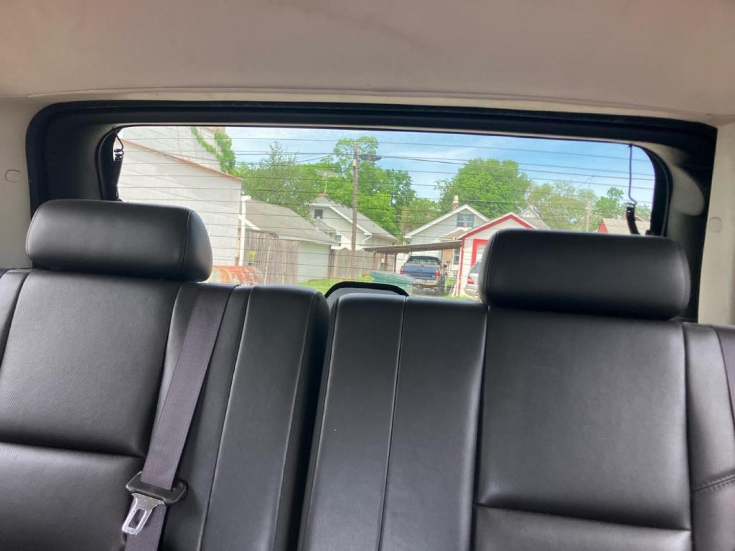 2012 BLACK CADILLAC ESCALADE LUXURY (1GYS4BEFXCR) with an 6.2L engine, Automatic transmission, located at 1708 Broadway, Rockford, IL, 61104, (815) 397-5010, 42.252522, -89.069359 - Photo#4