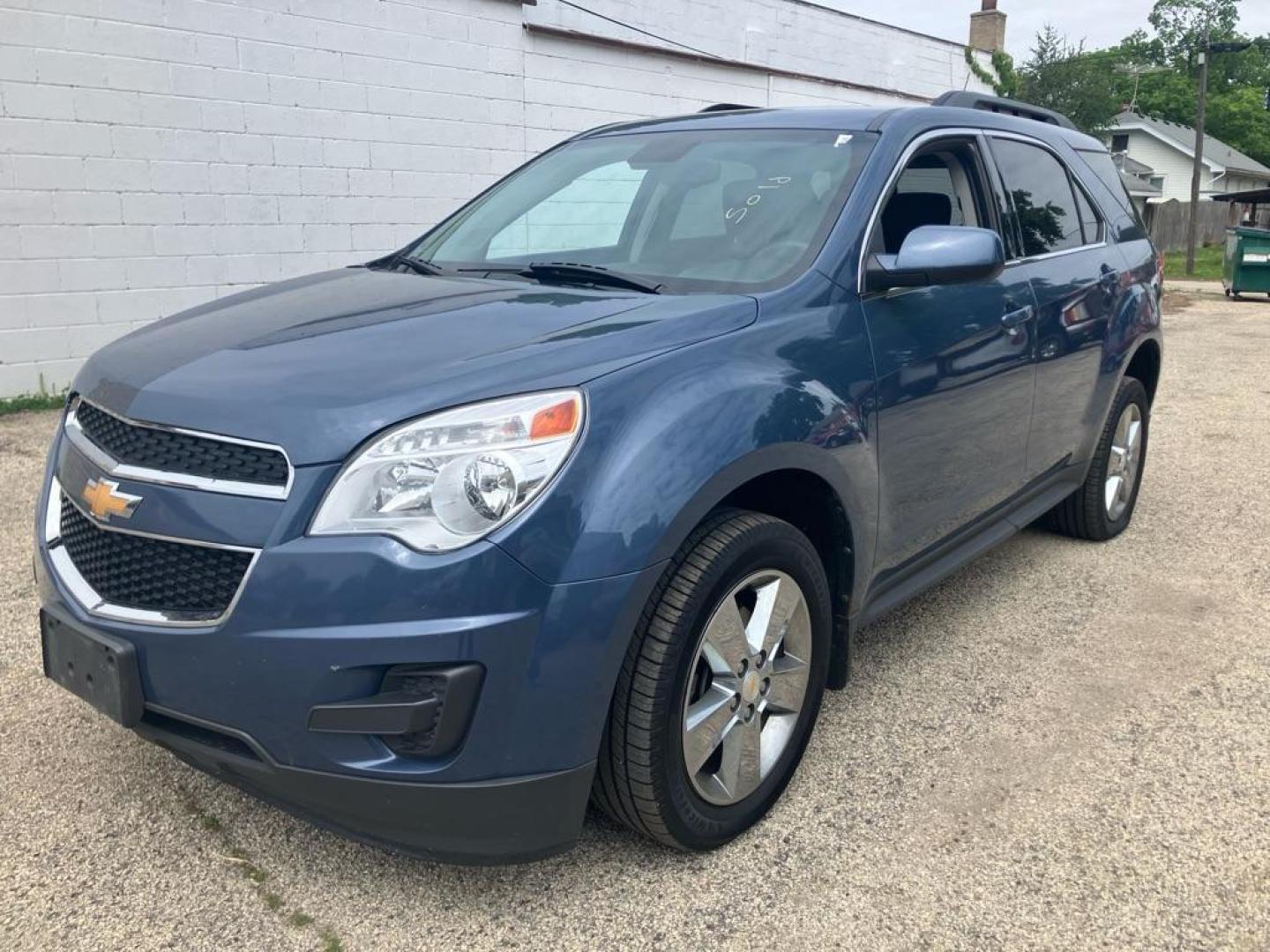 2012 BLUE CHEVROLET EQUINOX LT (2GNFLDE50C6) with an 3.0L engine, Automatic transmission, located at 1708 Broadway, Rockford, IL, 61104, (815) 397-5010, 42.252522, -89.069359 - Photo#0