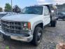 2002 WHITE CHEVROLET GMT-400 3500-HD (3GBKC34G42M) with an 8.1L engine, Automatic transmission, located at 1708 Broadway, Rockford, IL, 61104, (815) 397-5010, 42.252522, -89.069359- Photo#0