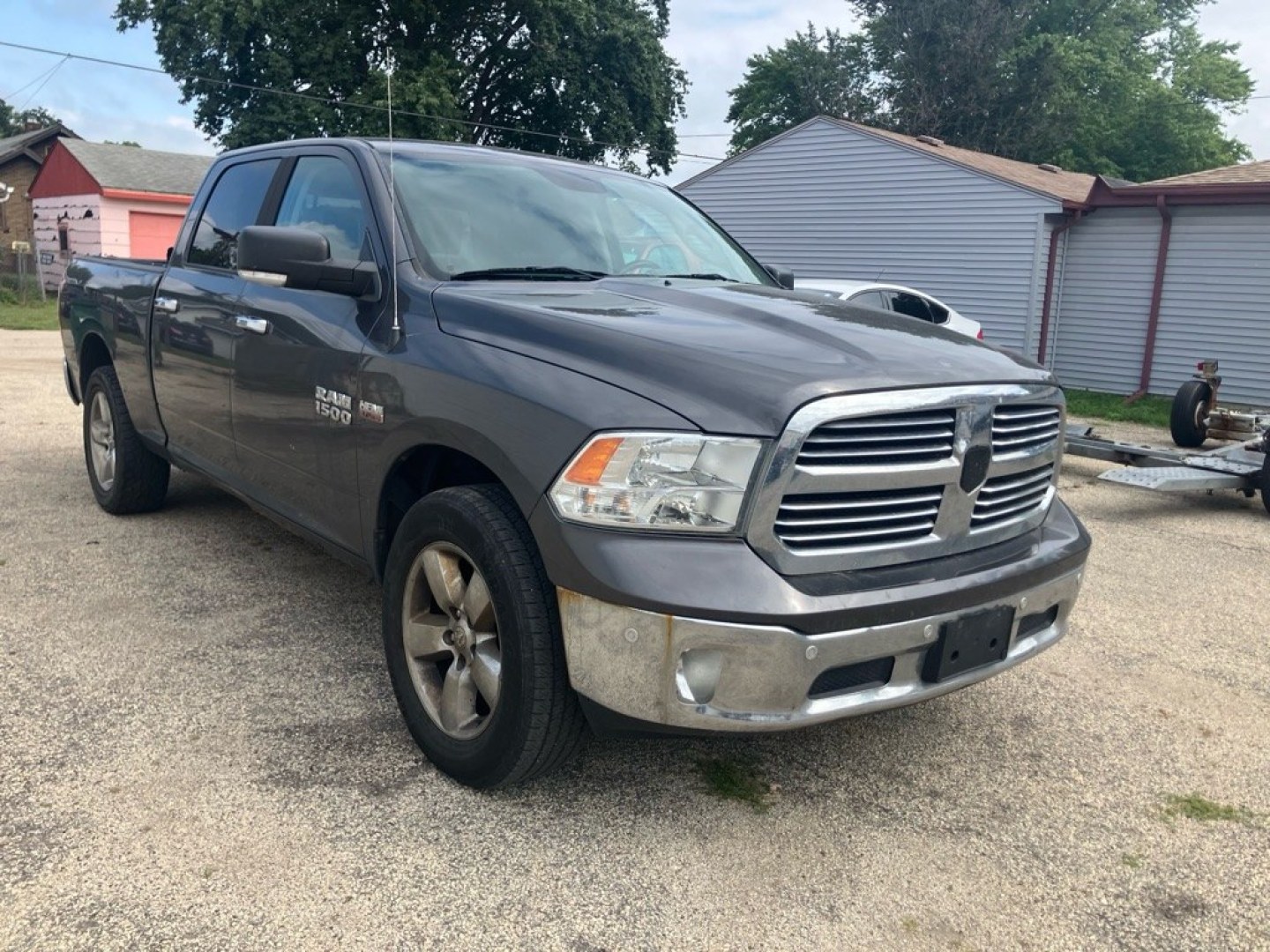 2016 GRAY RAM 1500 SLT (1C6RR7TT6GS) with an 5.7L engine, Automatic transmission, located at 1708 Broadway, Rockford, IL, 61104, (815) 397-5010, 42.252522, -89.069359- Photo#1