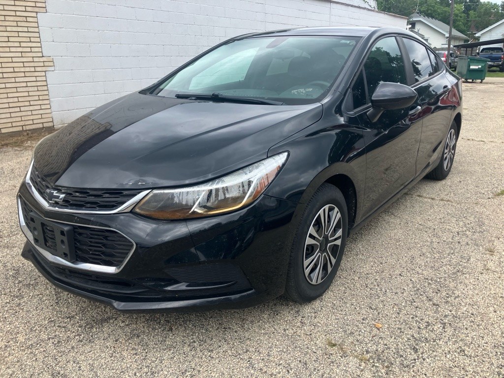 photo of 2017 CHEVROLET CRUZE LS