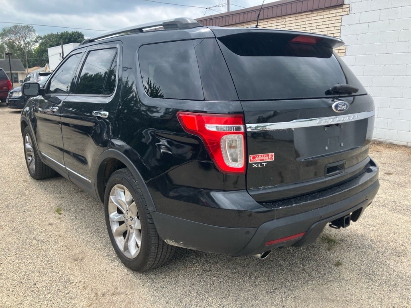 2011 BLACK FORD EXPLORER XLT (1FMHK7D89BG) with an 3.5L engine, Automatic transmission, located at 1708 Broadway, Rockford, IL, 61104, (815) 397-5010, 42.252522, -89.069359- Photo#3