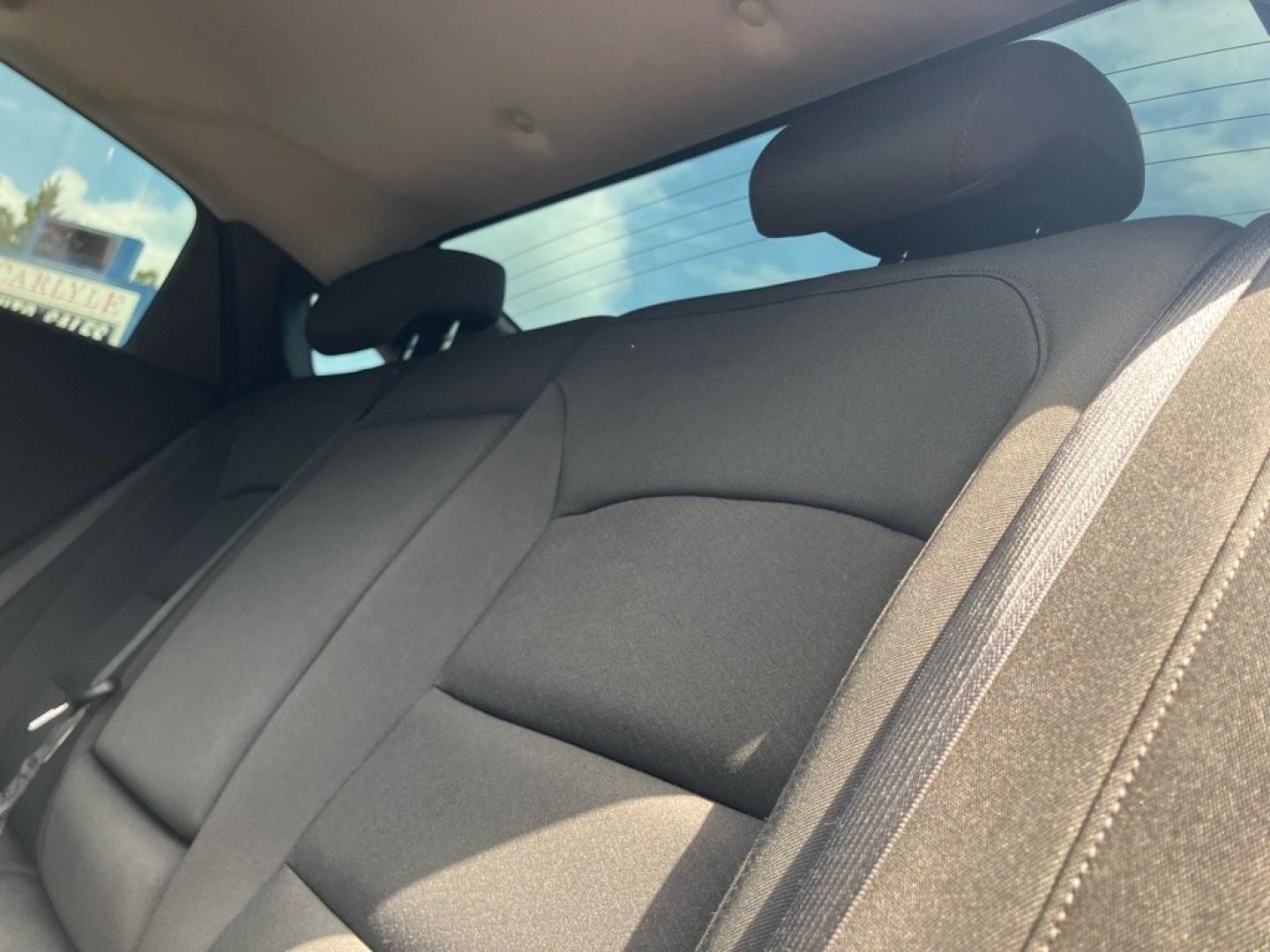 2013 GRAY CHEVROLET MALIBU LTZ (1G11H5SA8DF) with an 2.5L engine, Automatic transmission, located at 1708 Broadway, Rockford, IL, 61104, (815) 397-5010, 42.252522, -89.069359- Photo#4