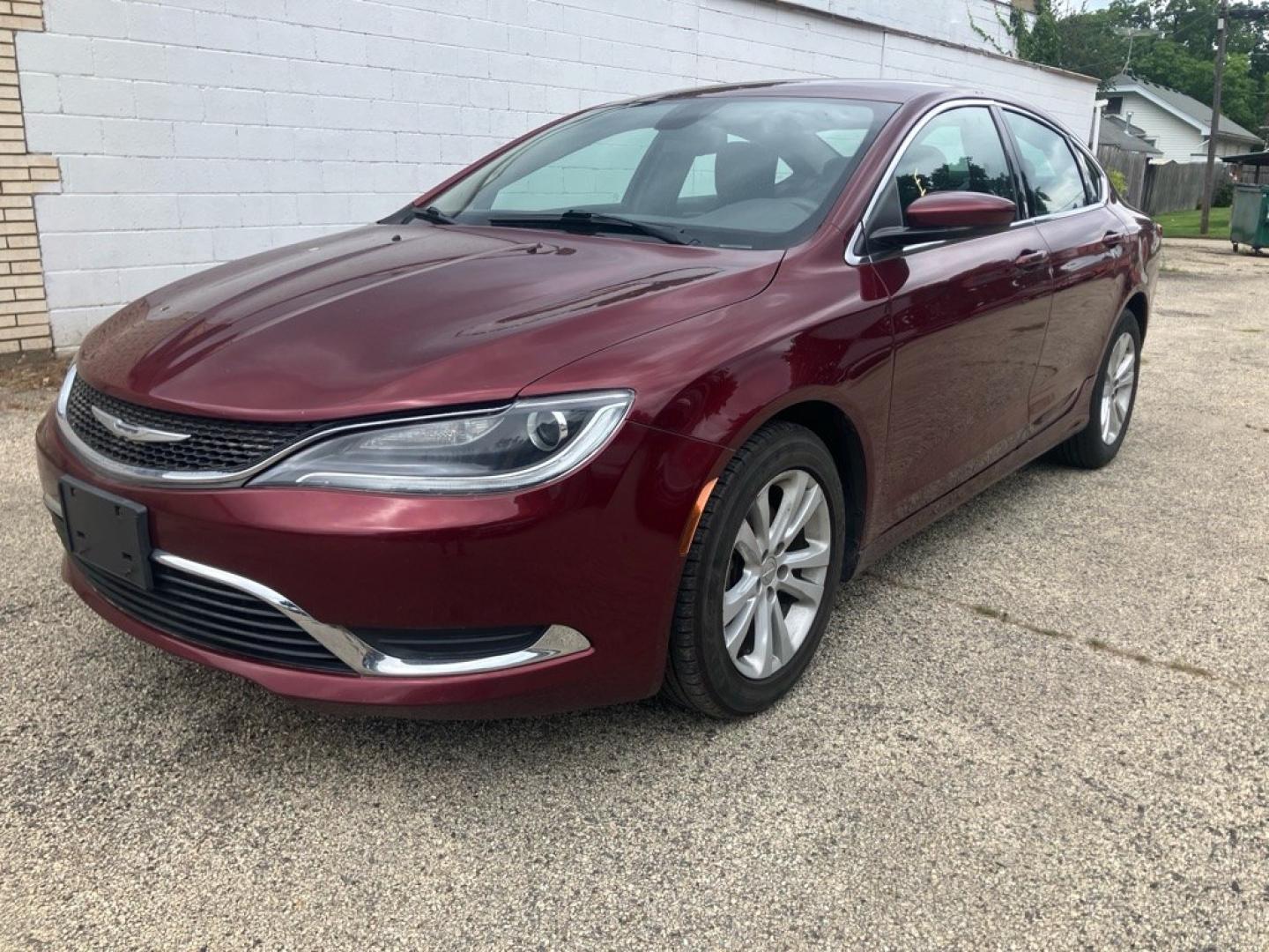 2016 RED CHRYSLER 200 LIMITED (1C3CCCAB9GN) with an 2.4L engine, Automatic transmission, located at 1708 Broadway, Rockford, IL, 61104, (815) 397-5010, 42.252522, -89.069359- Photo#0