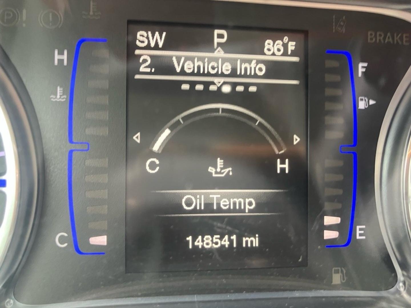 2016 RED CHRYSLER 200 LIMITED (1C3CCCAB9GN) with an 2.4L engine, Automatic transmission, located at 1708 Broadway, Rockford, IL, 61104, (815) 397-5010, 42.252522, -89.069359- Photo#7