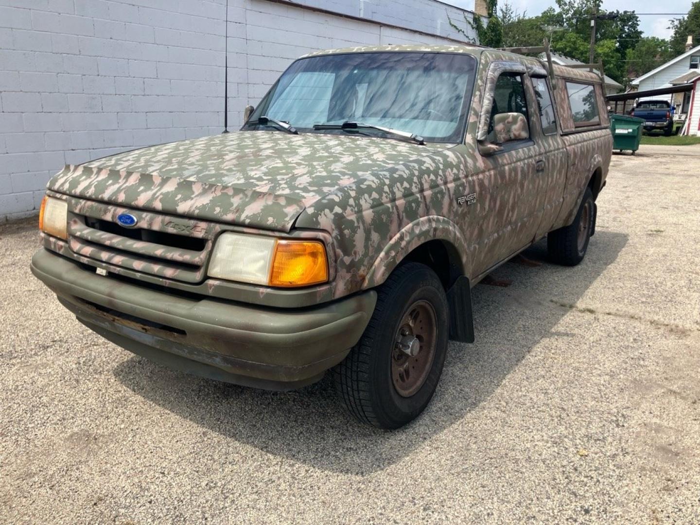 1993 CAMO FORD RANGER SUPER CAB (1FTCR15XXPP) with an 4.0L engine, 5-Speed Manual transmission, located at 1708 Broadway, Rockford, IL, 61104, (815) 397-5010, 42.252522, -89.069359- Photo#0