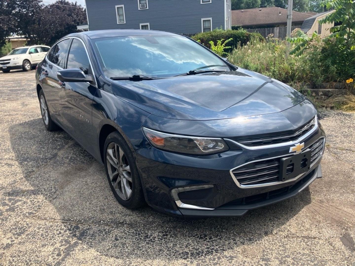 2016 BLUE CHEVROLET MALIBU LT (1G1ZE5ST9GF) with an 1.5L engine, Automatic transmission, located at 1708 Broadway, Rockford, IL, 61104, (815) 397-5010, 42.252522, -89.069359- Photo#1