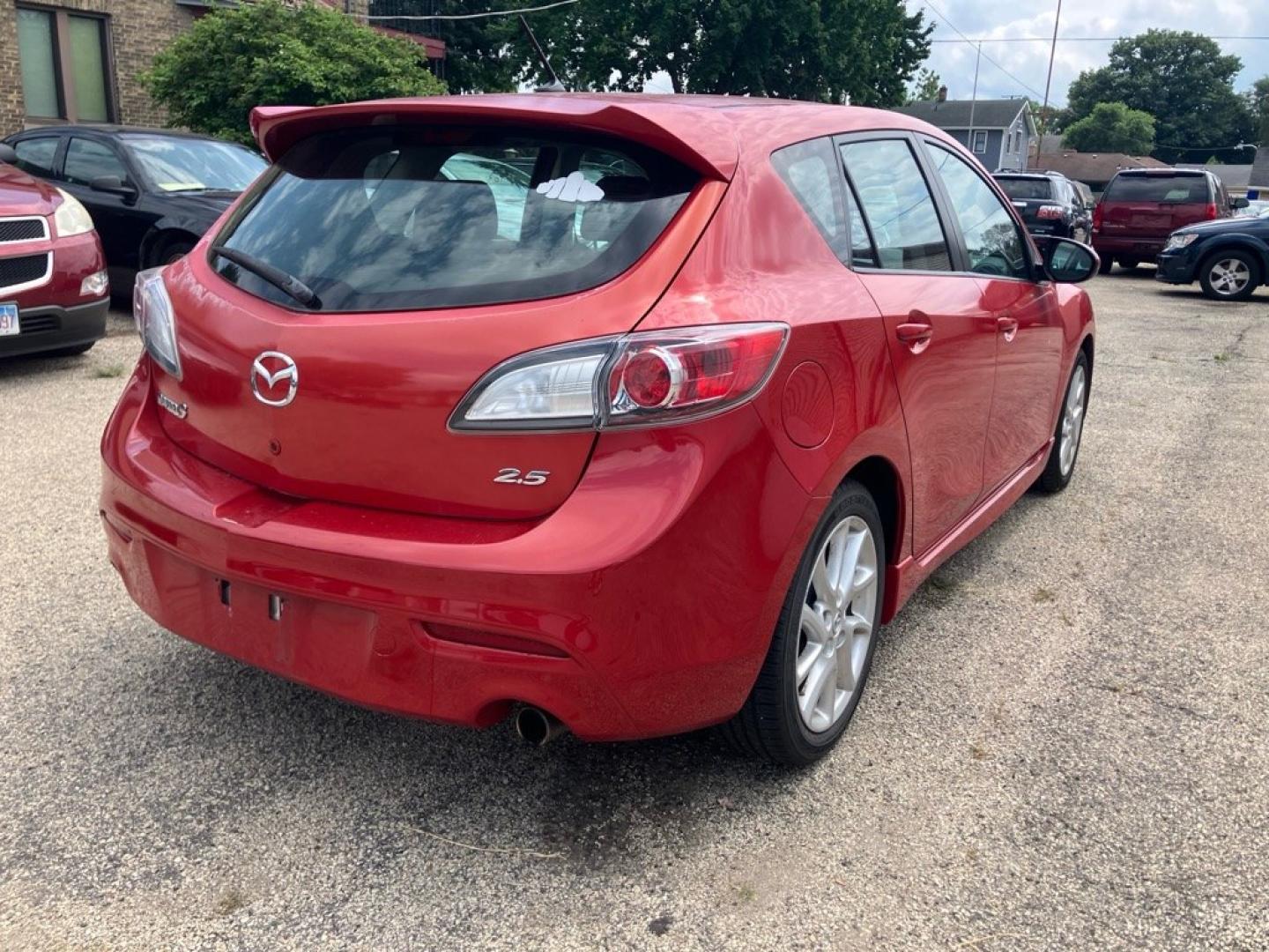 2012 RED MAZDA 3 S (JM1BL1L58C1) with an 2.5L engine, Automatic transmission, located at 1708 Broadway, Rockford, IL, 61104, (815) 397-5010, 42.252522, -89.069359- Photo#2