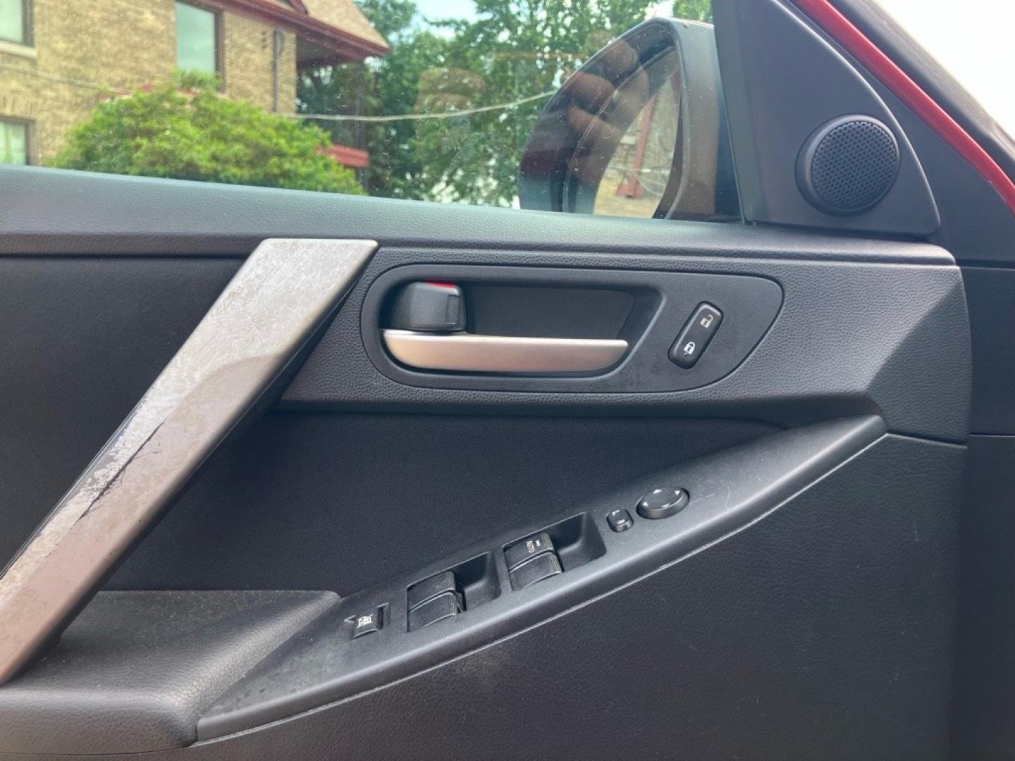 2012 RED MAZDA 3 S (JM1BL1L58C1) with an 2.5L engine, Automatic transmission, located at 1708 Broadway, Rockford, IL, 61104, (815) 397-5010, 42.252522, -89.069359- Photo#5