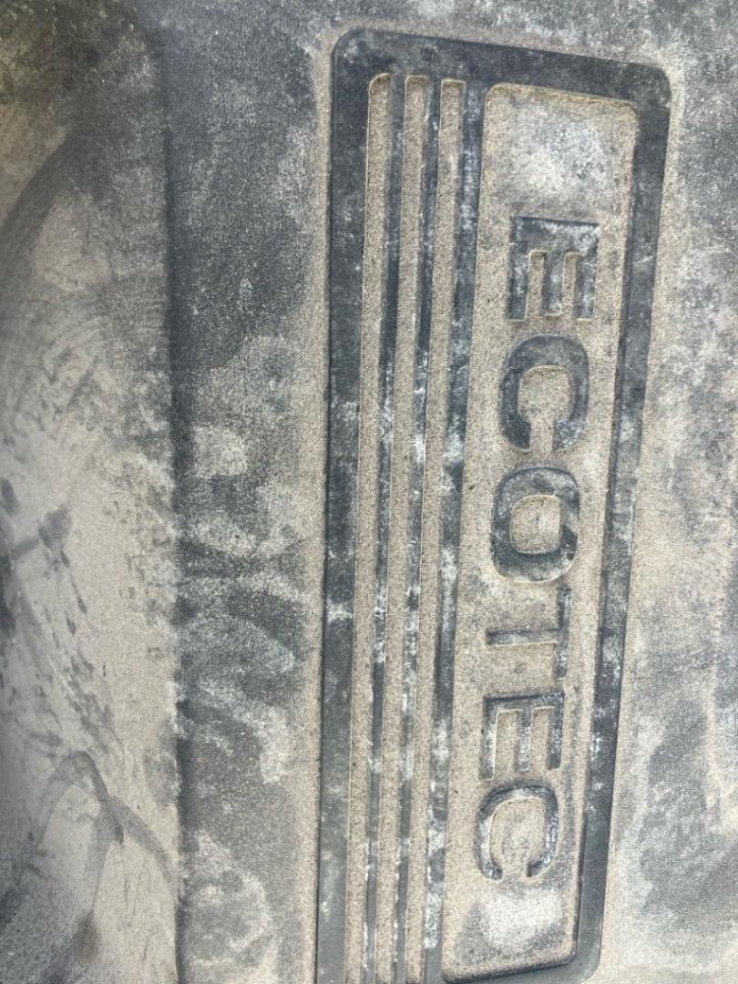 2010 BLUE CHEVROLET COBALT 1LT (1G1AD5F59A7) with an 2.2L engine, Automatic transmission, located at 1708 Broadway, Rockford, IL, 61104, (815) 397-5010, 42.252522, -89.069359- Photo#9
