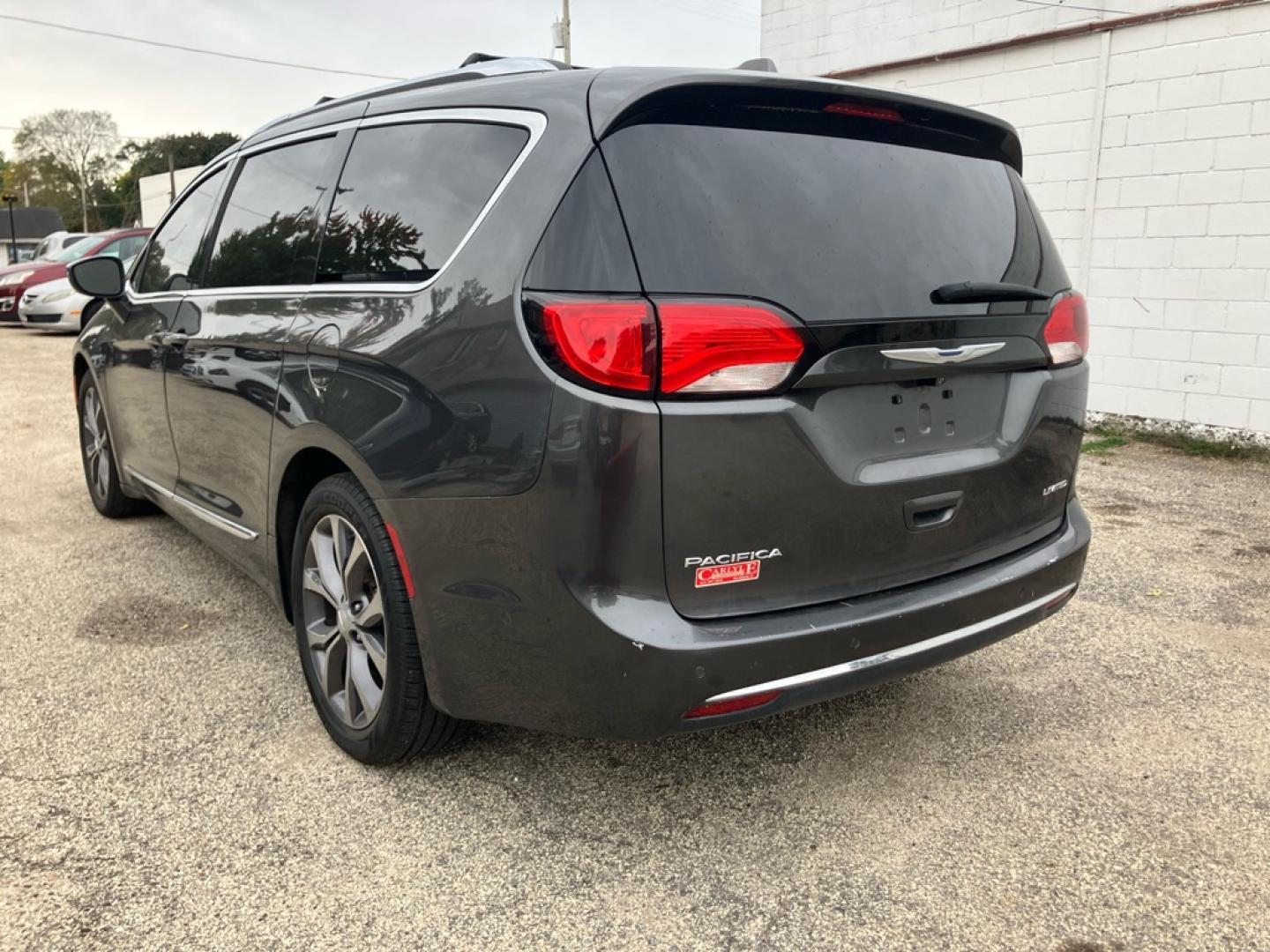 2015 BLACK CHEVROLET IMPALA LTZ (1G1165S34FU) with an 3.6L engine, Automatic transmission, located at 1708 Broadway, Rockford, IL, 61104, (815) 397-5010, 42.252522, -89.069359- Photo#3