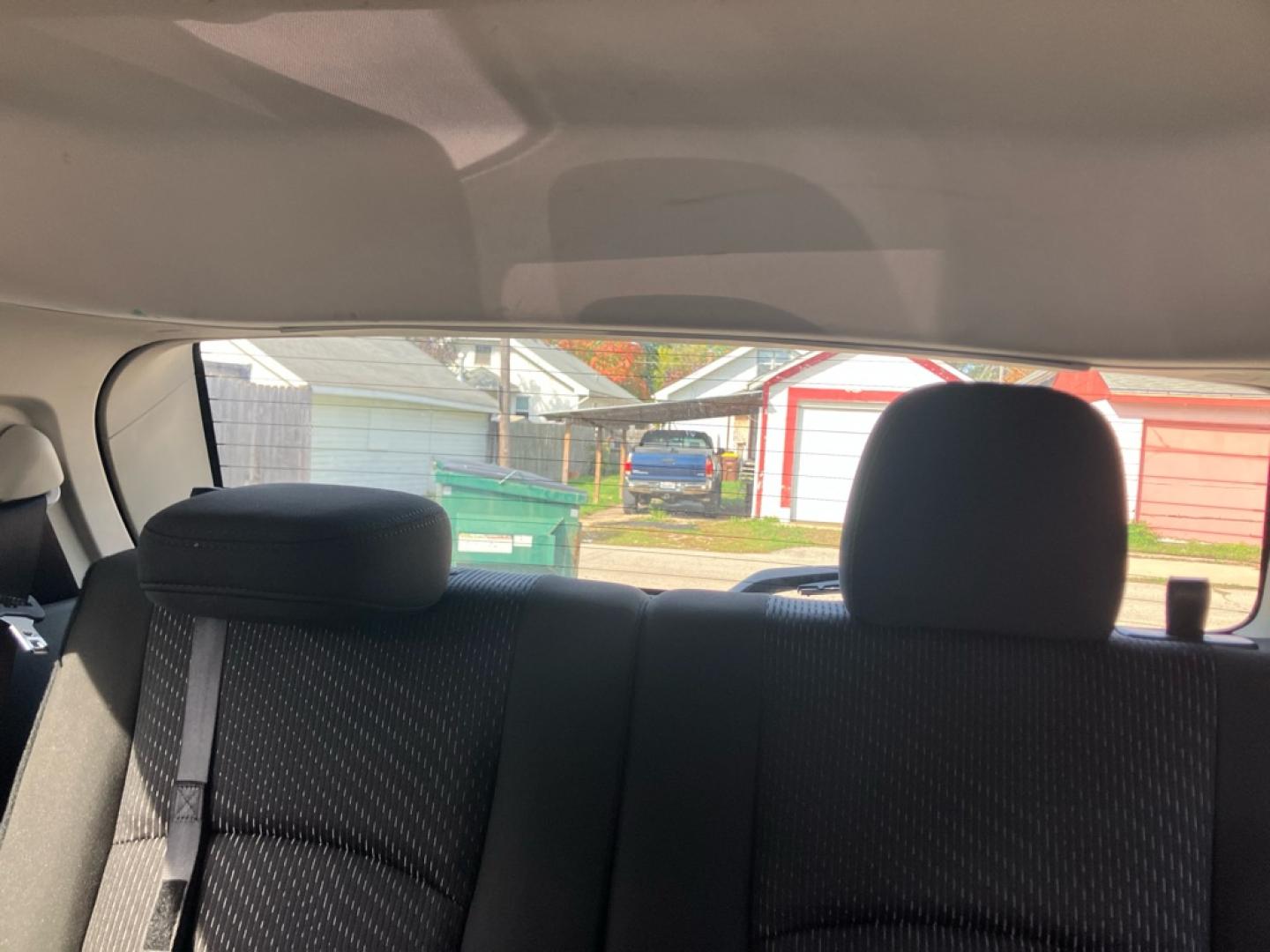 2017 BLACK DODGE JOURNEY SE (3C4PDCAB5HT) with an 2.4L engine, Automatic transmission, located at 1708 Broadway, Rockford, IL, 61104, (815) 397-5010, 42.252522, -89.069359- Photo#4