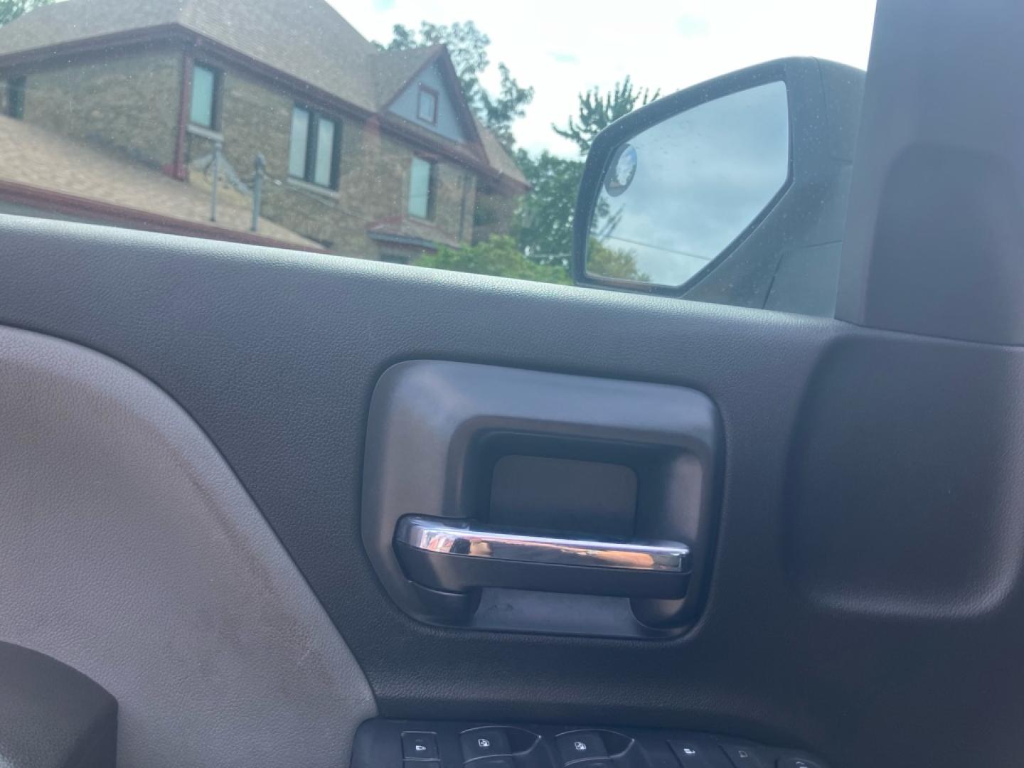 2016 BLACK CHEVROLET SILVERADO 1500 CUSTOM (1GCVKPEH3GZ) with an 4.3L engine, Automatic transmission, located at 1708 Broadway, Rockford, IL, 61104, (815) 397-5010, 42.252522, -89.069359- Photo#6