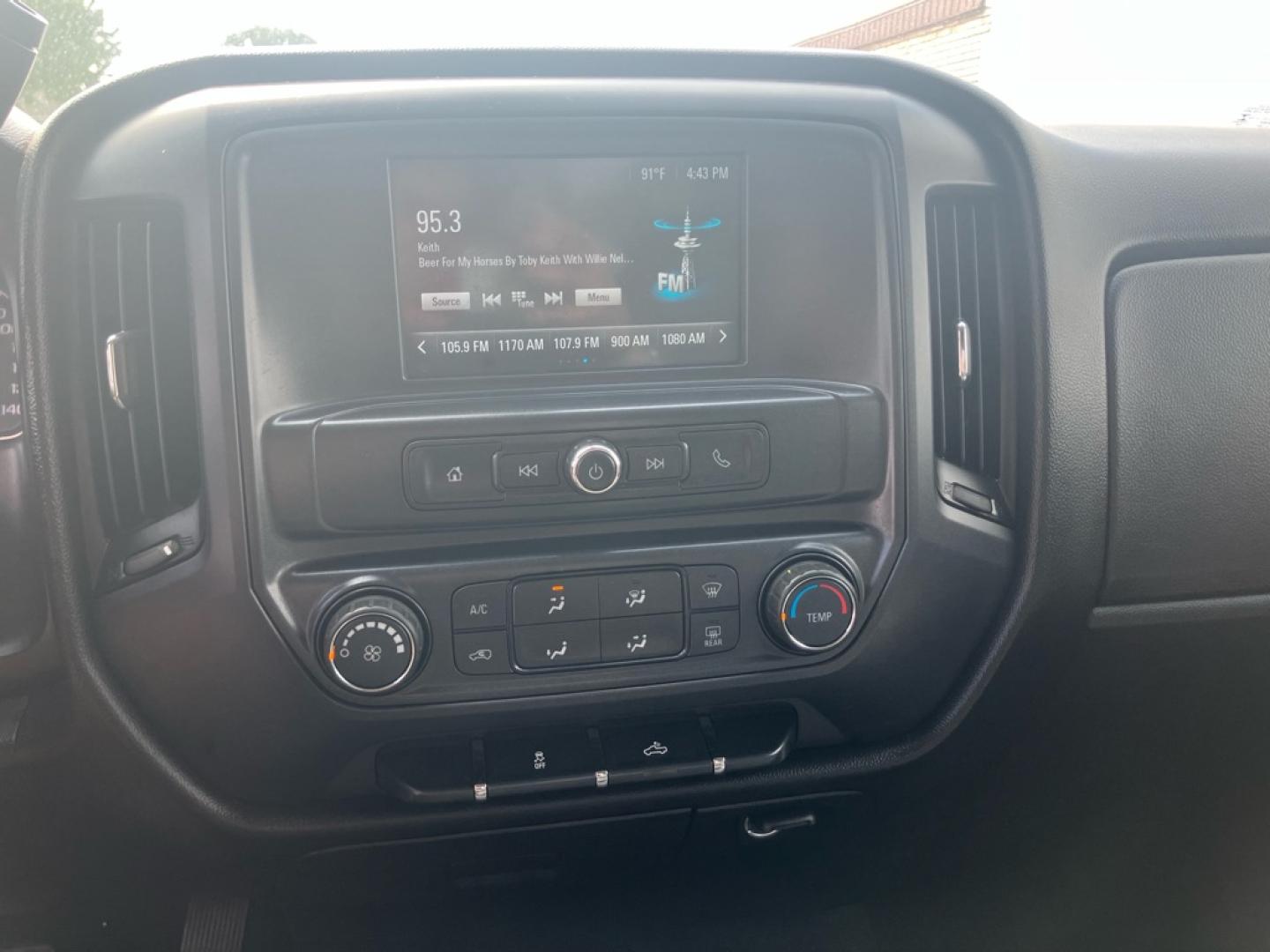 2016 BLACK CHEVROLET SILVERADO 1500 CUSTOM (1GCVKPEH3GZ) with an 4.3L engine, Automatic transmission, located at 1708 Broadway, Rockford, IL, 61104, (815) 397-5010, 42.252522, -89.069359- Photo#8