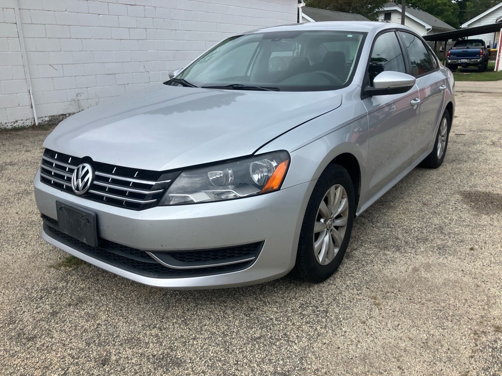 photo of 2012 VOLKSWAGEN PASSAT S