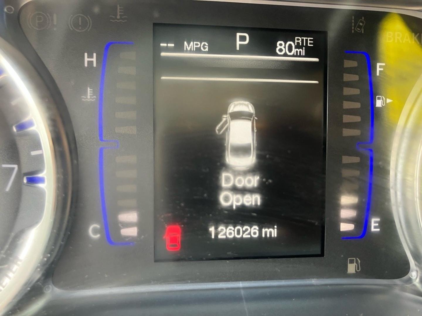 2015 BLUE CHRYSLER 200 LIMITED (1C3CCCAB4FN) with an 2.4L engine, Automatic transmission, located at 1708 Broadway, Rockford, IL, 61104, (815) 397-5010, 42.252522, -89.069359- Photo#7