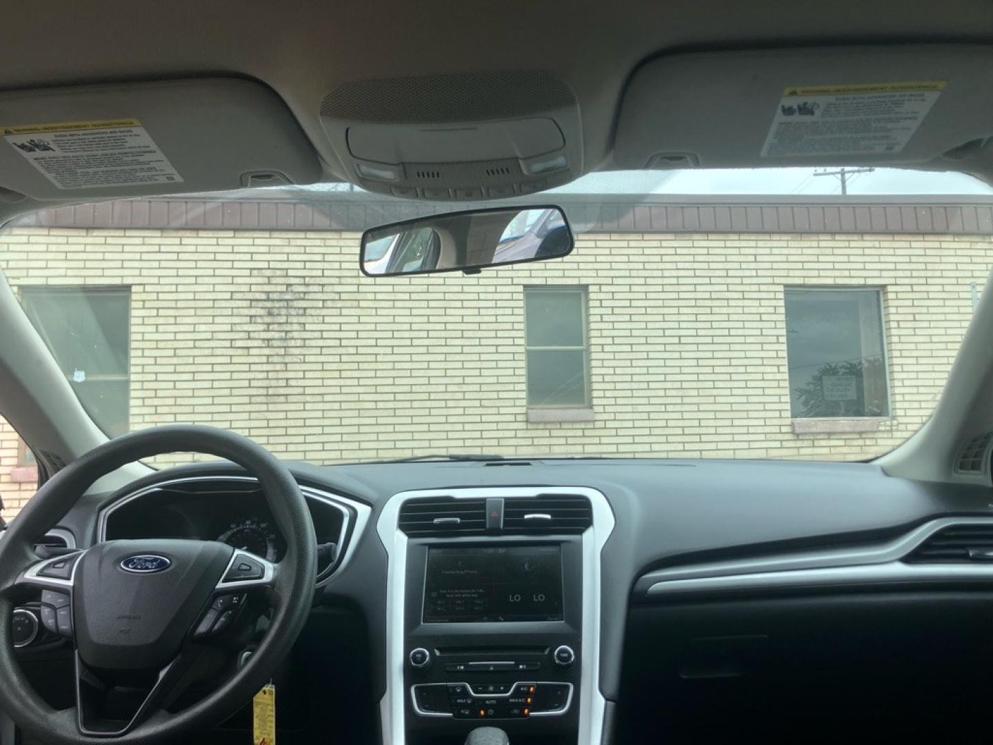 2015 BLUE CHRYSLER 200 LIMITED (1C3CCCAB4FN) with an 2.4L engine, Automatic transmission, located at 1708 Broadway, Rockford, IL, 61104, (815) 397-5010, 42.252522, -89.069359- Photo#15