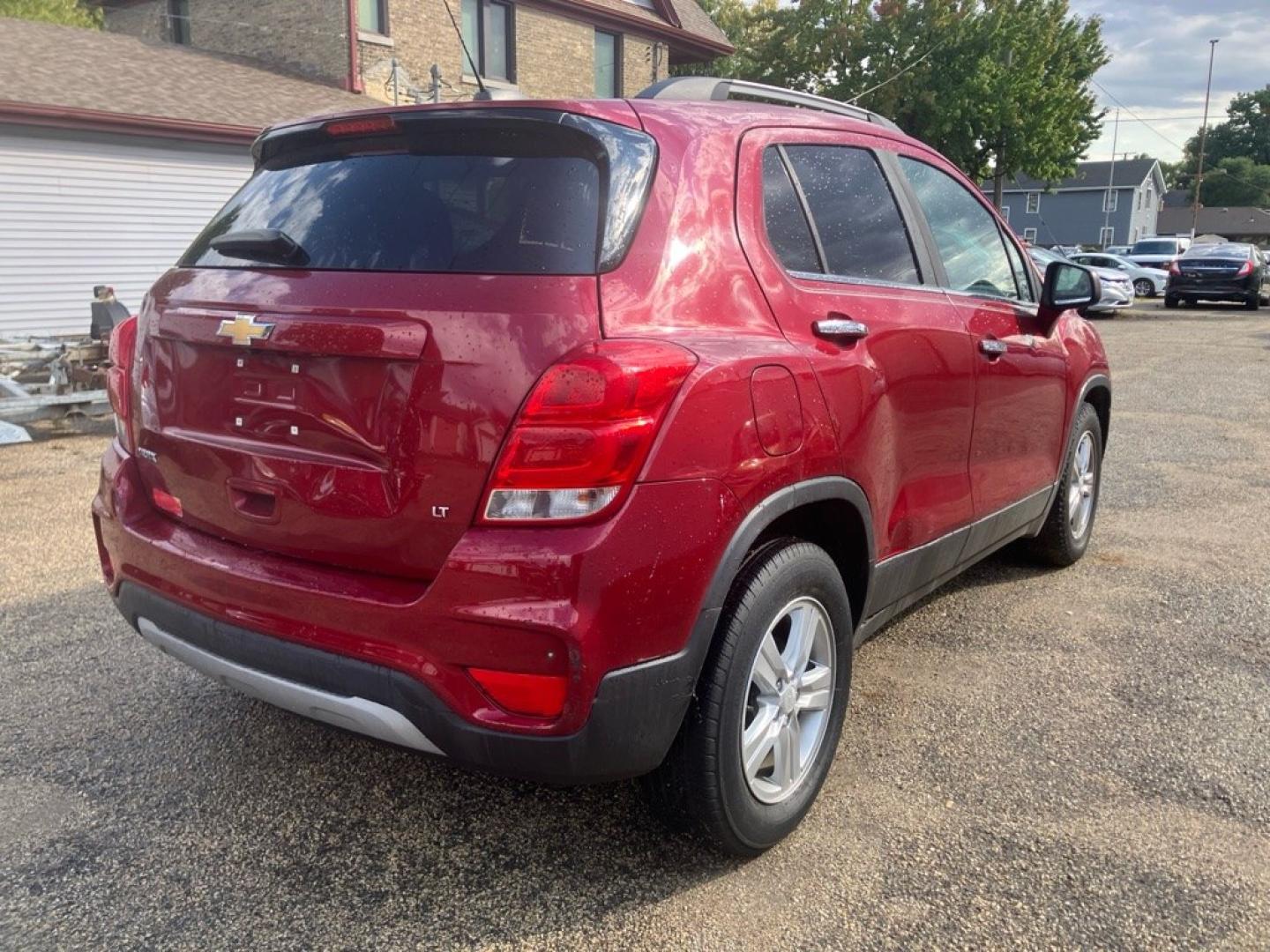 2018 RED CHEVROLET TRAX 1LT (3GNCJLSBXJL) with an 1.4L engine, Automatic transmission, located at 1708 Broadway, Rockford, IL, 61104, (815) 397-5010, 42.252522, -89.069359- Photo#2