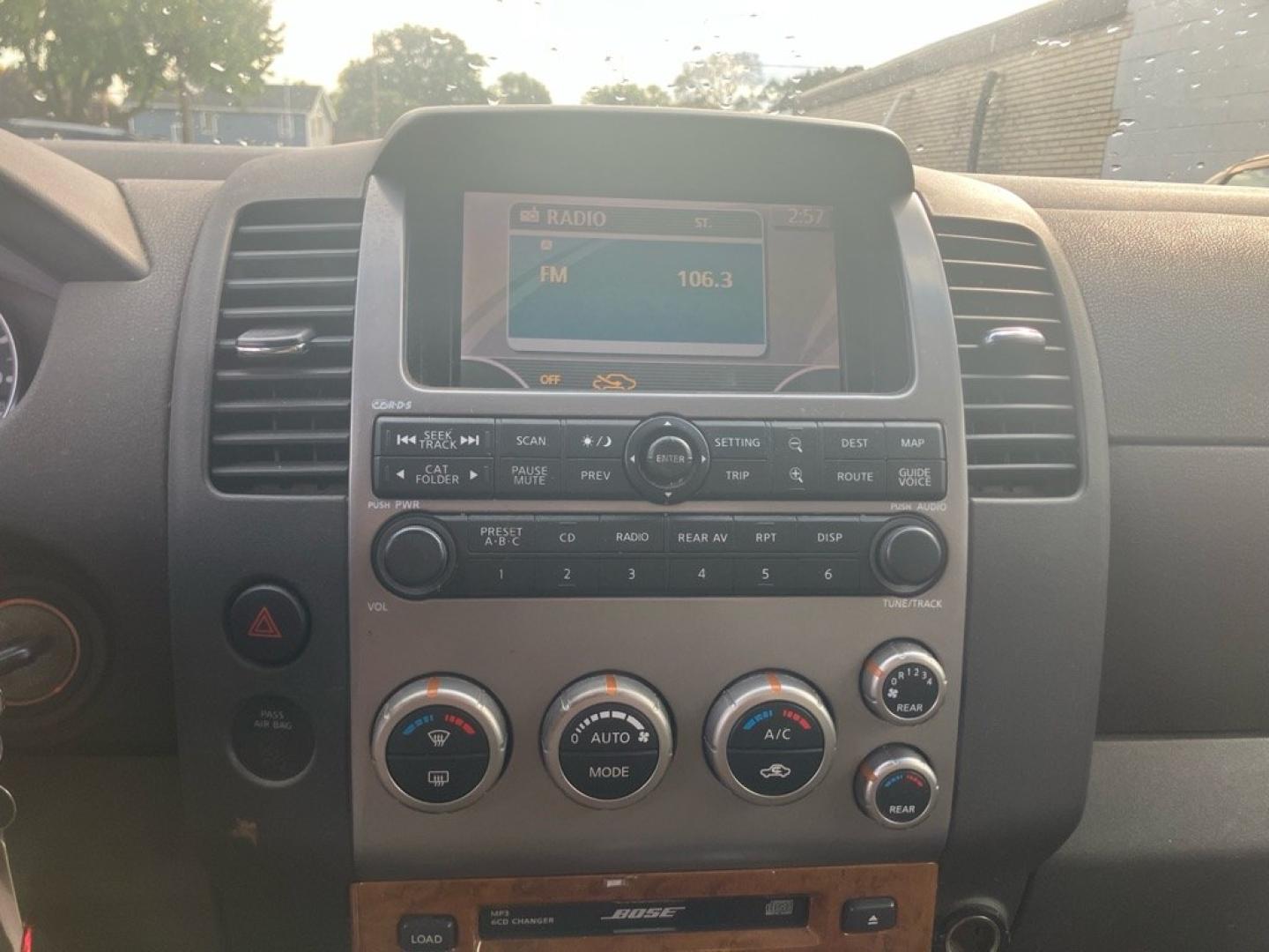 2006 BLACK NISSAN PATHFINDER LE (5N1AR18W86C) with an 4.0L engine, Automatic transmission, located at 1708 Broadway, Rockford, IL, 61104, (815) 397-5010, 42.252522, -89.069359- Photo#9