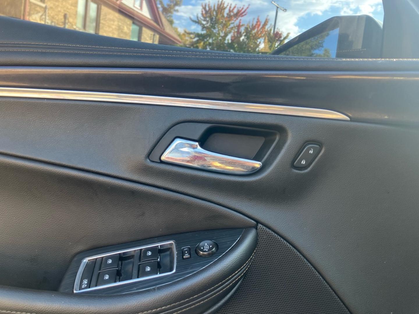 2016 WHITE CHEVROLET IMPALA LT (2G1115S35G9) with an 3.6L engine, Automatic transmission, located at 1708 Broadway, Rockford, IL, 61104, (815) 397-5010, 42.252522, -89.069359- Photo#6