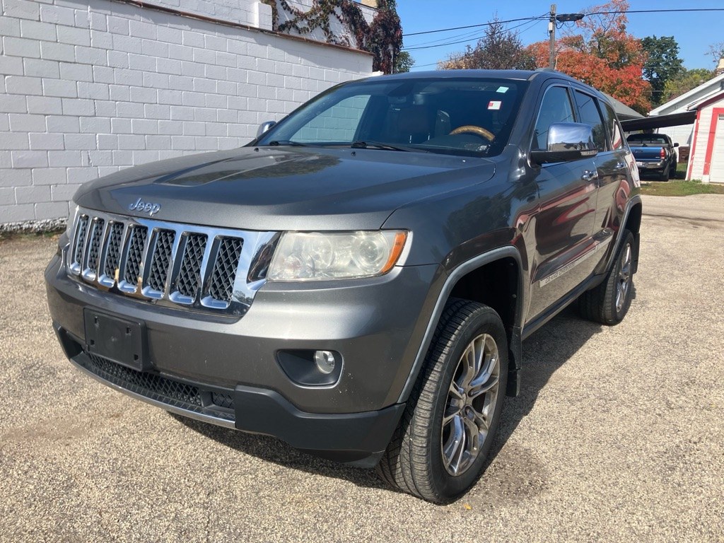 photo of 2011 JEEP GRAND CHEROKEE OVERLAND