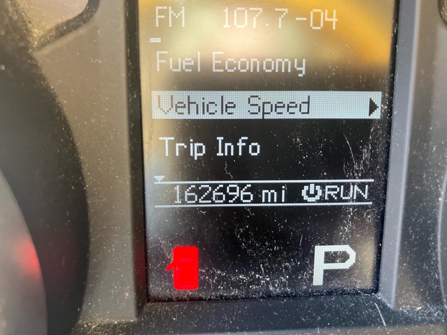 2011 GRAY JEEP GRAND CHEROKEE OVERLAND (1J4RR6GG5BC) with an 3.6L engine, Automatic transmission, located at 1708 Broadway, Rockford, IL, 61104, (815) 397-5010, 42.252522, -89.069359- Photo#7
