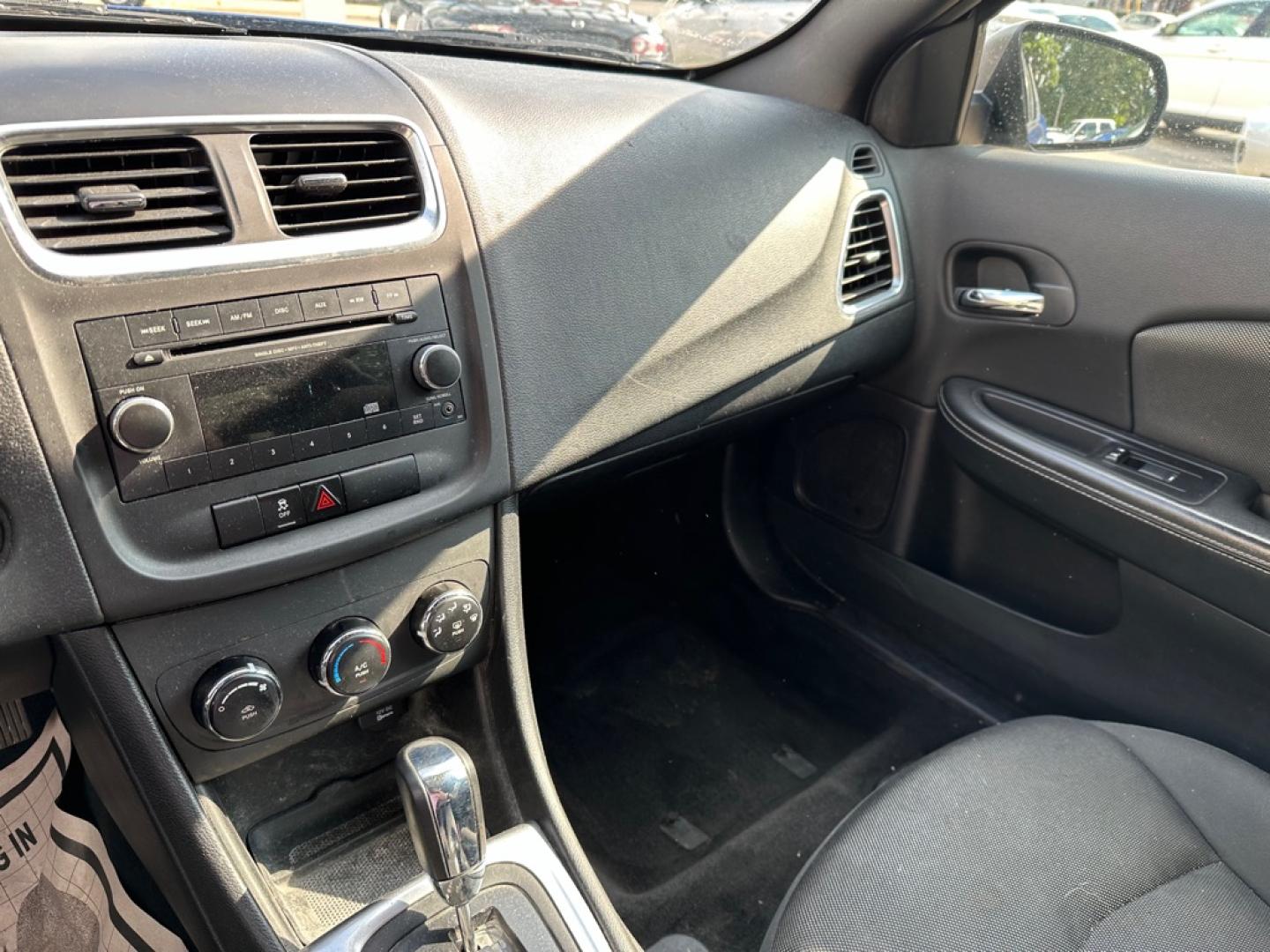 2013 BLUE DODGE AVENGER SE (1C3CDZAB0DN) with an 2.4L engine, Automatic transmission, located at 1708 Broadway, Rockford, IL, 61104, (815) 397-5010, 42.252522, -89.069359- Photo#7